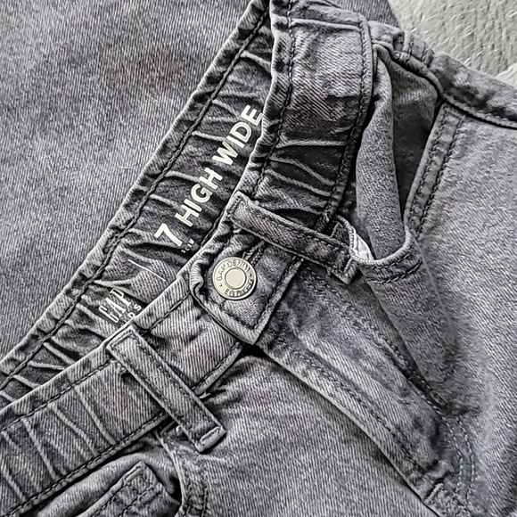 Wide-leg Jeans - Picture 3 of 4